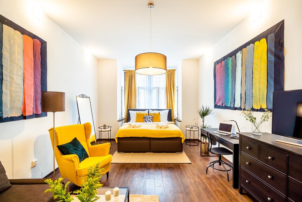 Unique Central Square Business Apt. Hradec Králové エクステリア 写真